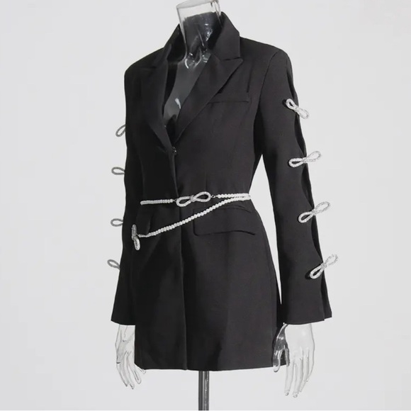 Chic Rhinestone Sleeve Blazer with Pearl Belt - Picture 5 of 8